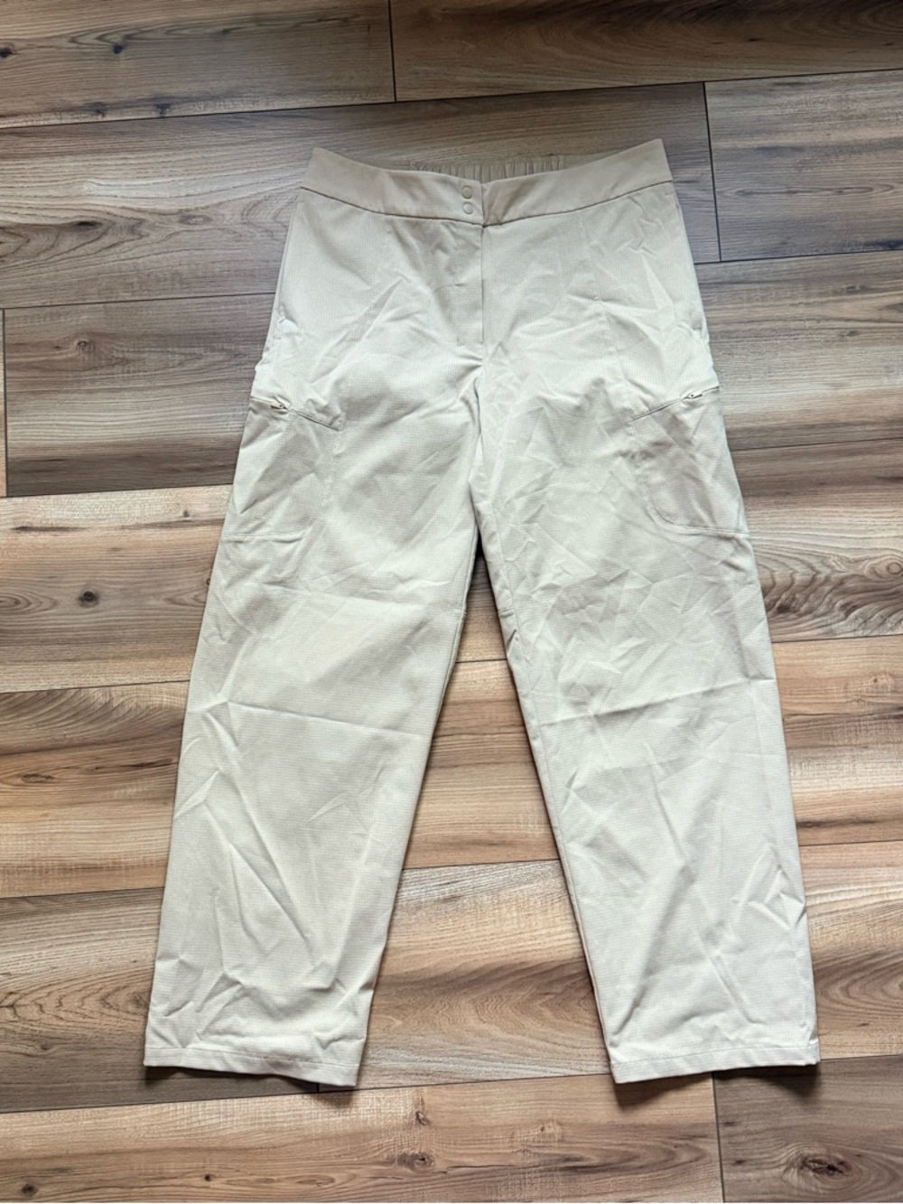 lululemon athletica Beige Textured Elastic Waist Pants